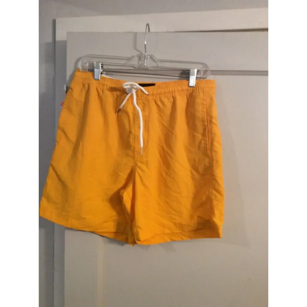 New NWT Tillys RSQ Medium Nylon Shorts Men Gold